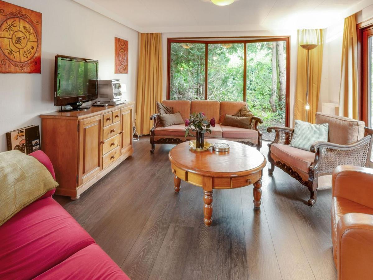 Tasteful Chalet Near Ommen For Family Stegeren Exteriör bild