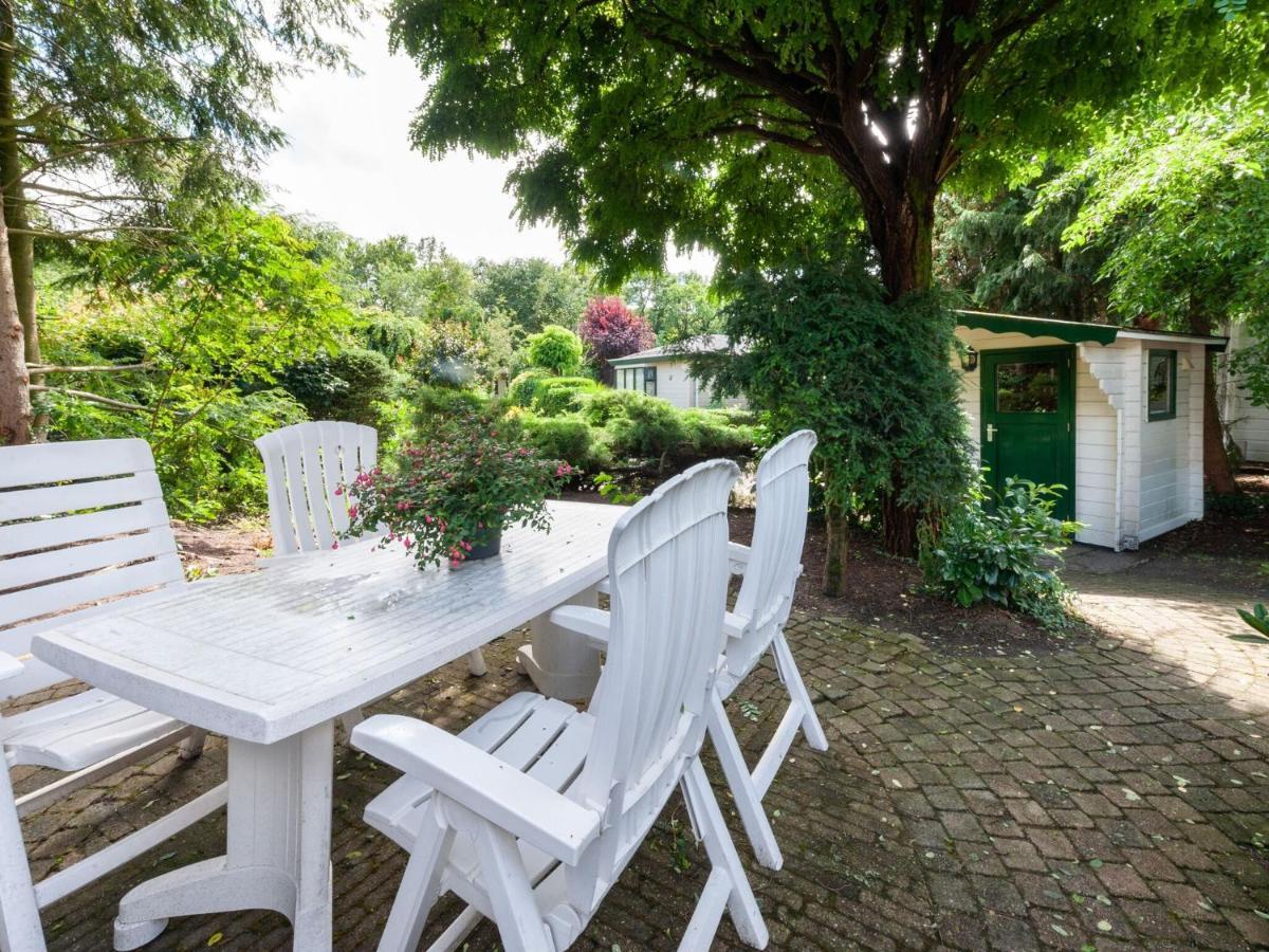 Tasteful Chalet Near Ommen For Family Stegeren Exteriör bild